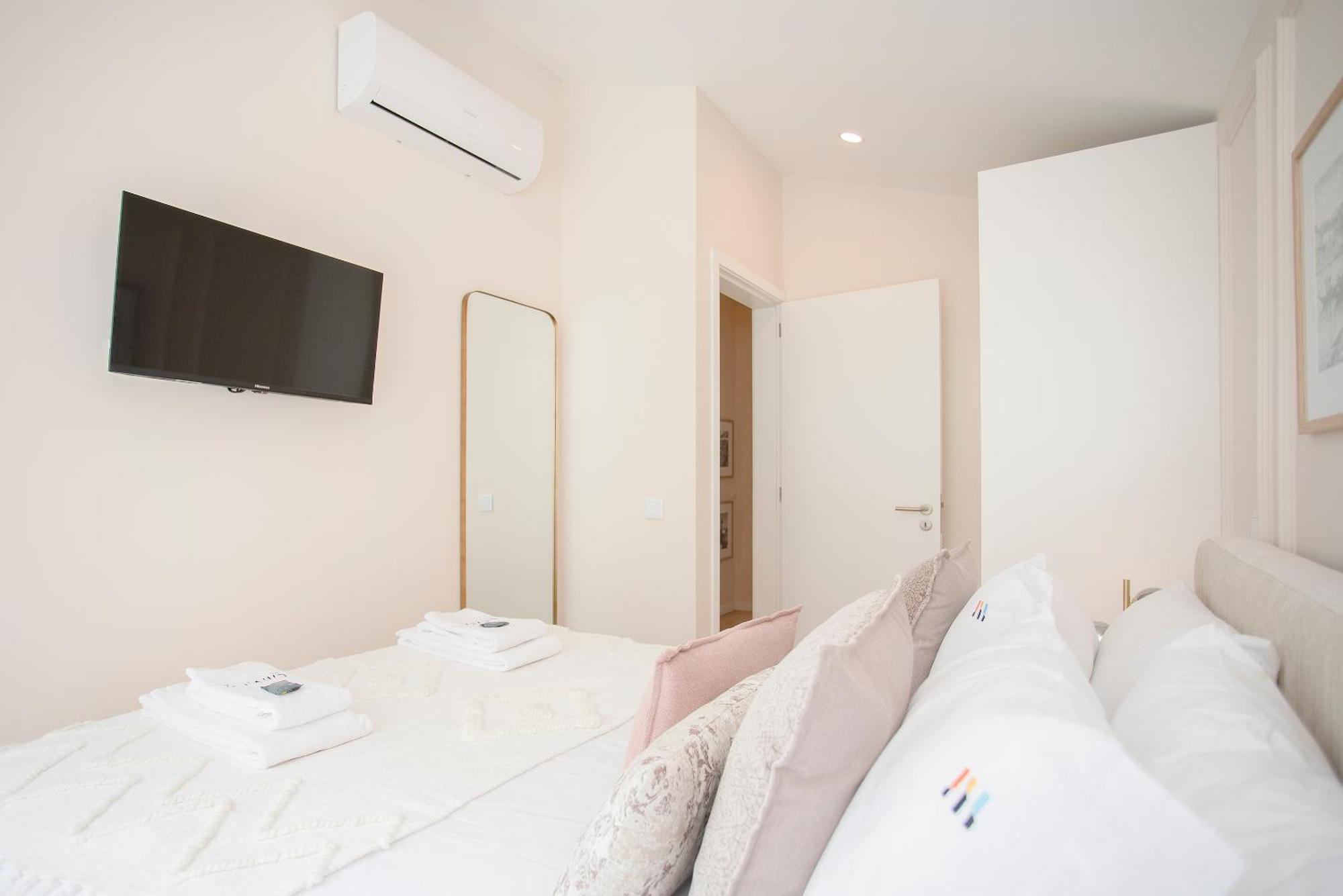 شقة Liiiving In Porto - Soho Urban Retreat المظهر الخارجي الصورة